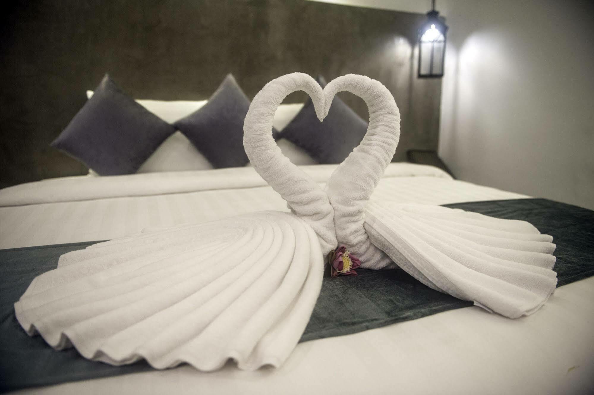 Fancy Boutique Villa Hotel Siem Reap Eksteriør bilde